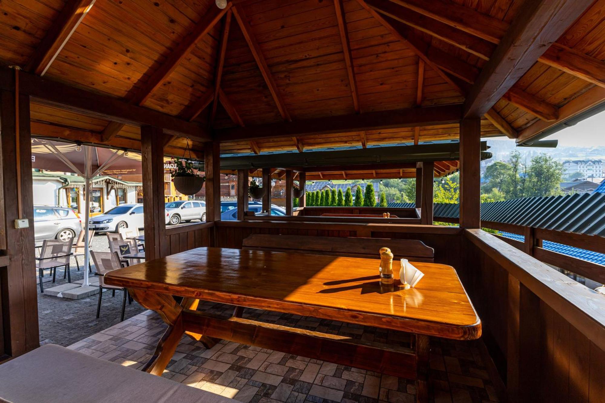 La Кrechunu Hotel Bukovel Luaran gambar
