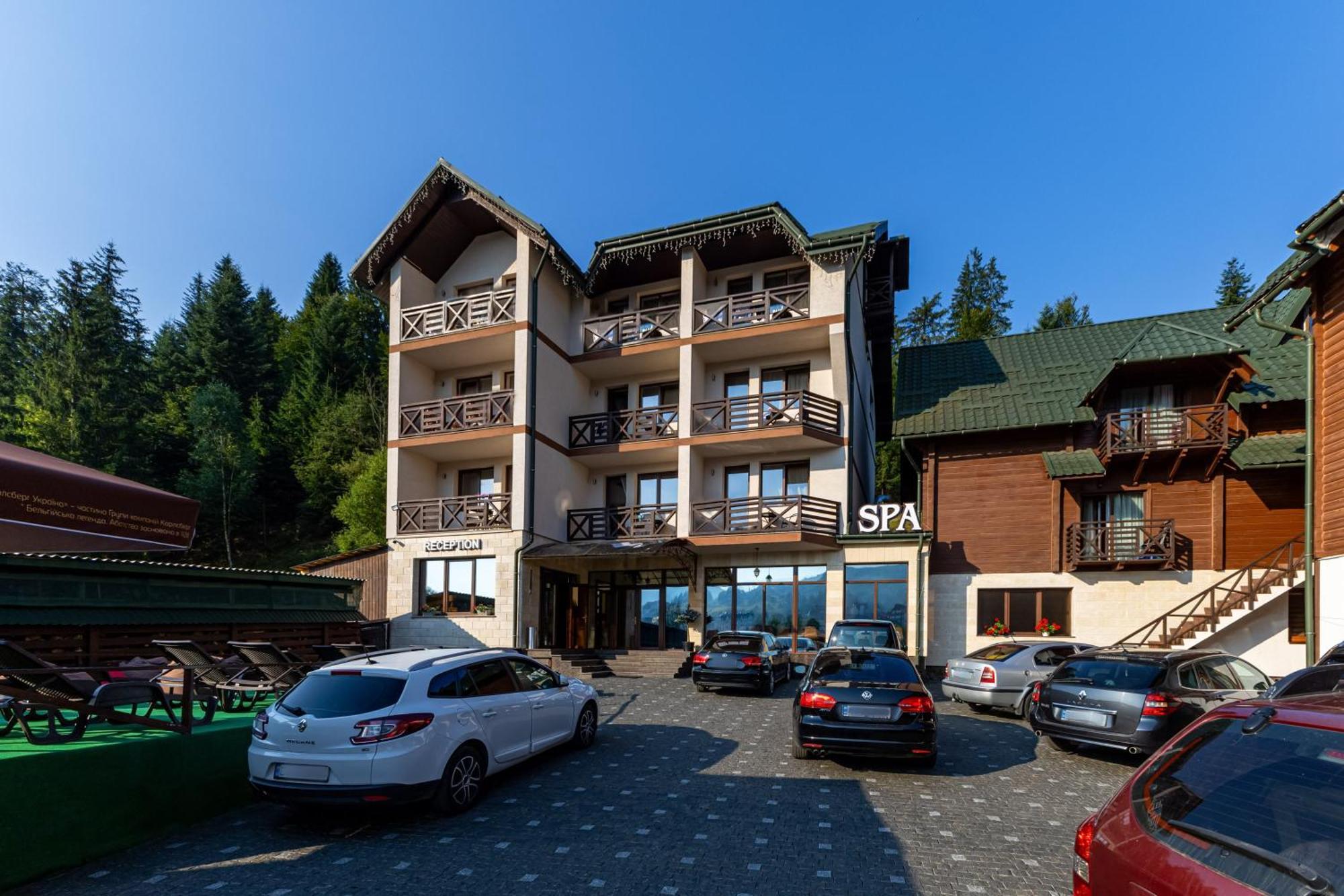 La Кrechunu Hotel Bukovel Luaran gambar