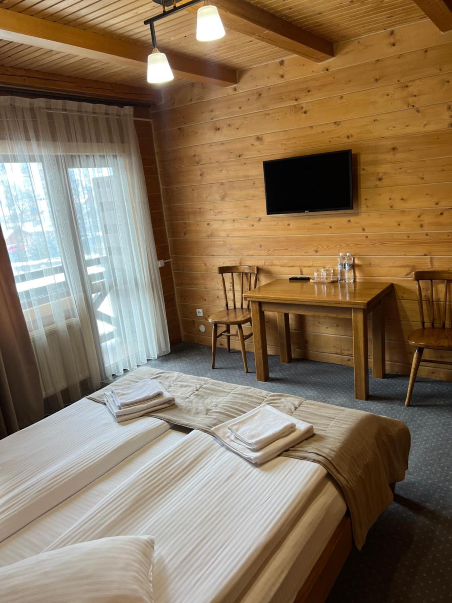 La Кrechunu Hotel Bukovel Luaran gambar